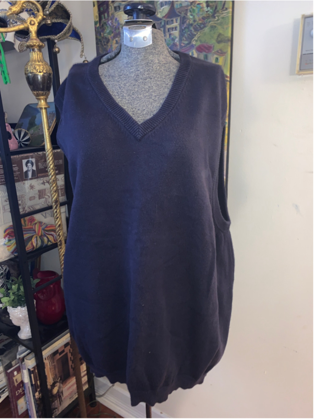Women's Eddie Bauer Navy V-Neck Sweater Vest Size XL